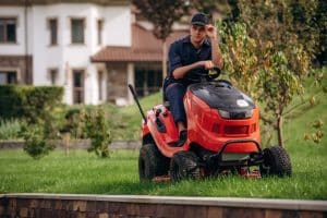 tondeuse debroussailleuse